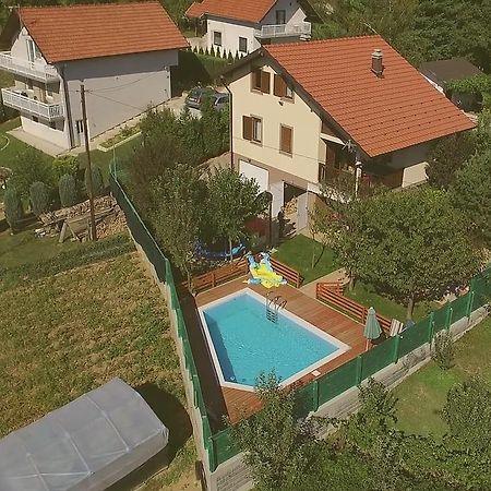Home Away From Home Ilidža Εξωτερικό φωτογραφία