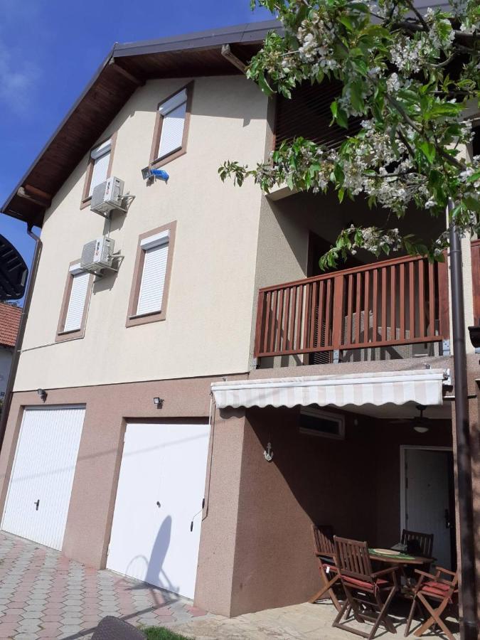 Home Away From Home Ilidža Εξωτερικό φωτογραφία