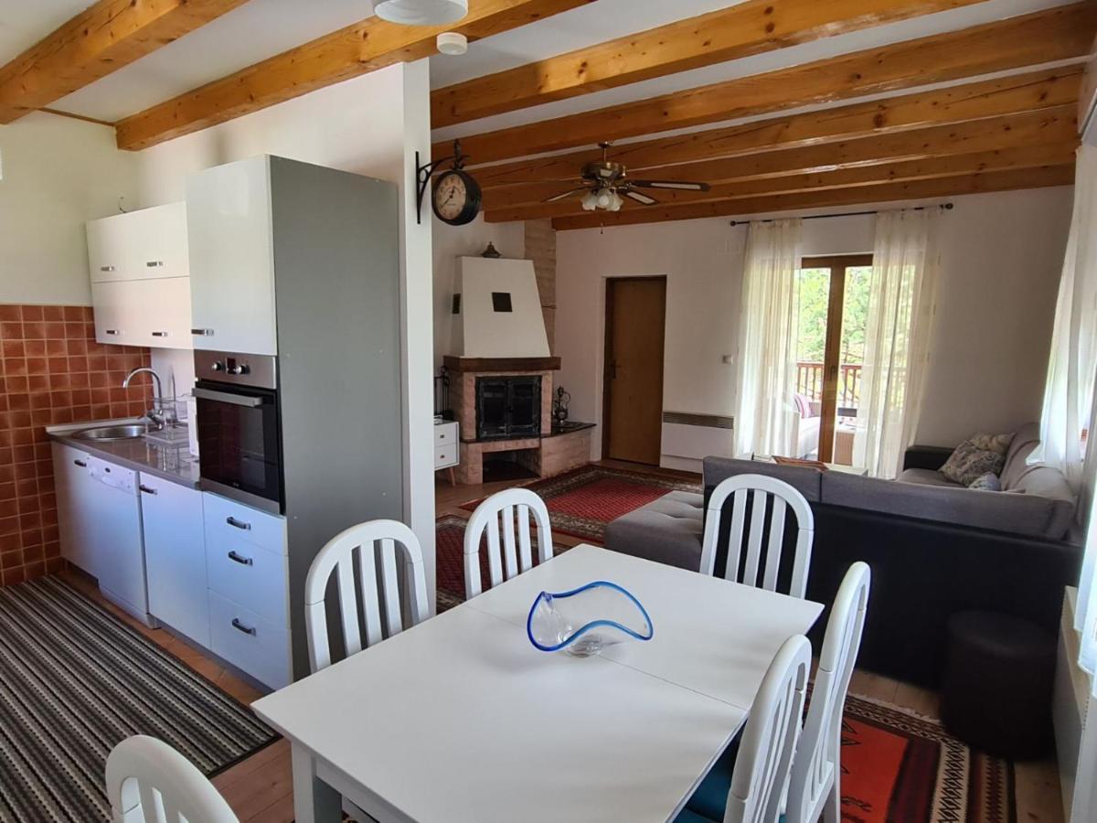 Home Away From Home Ilidža Εξωτερικό φωτογραφία